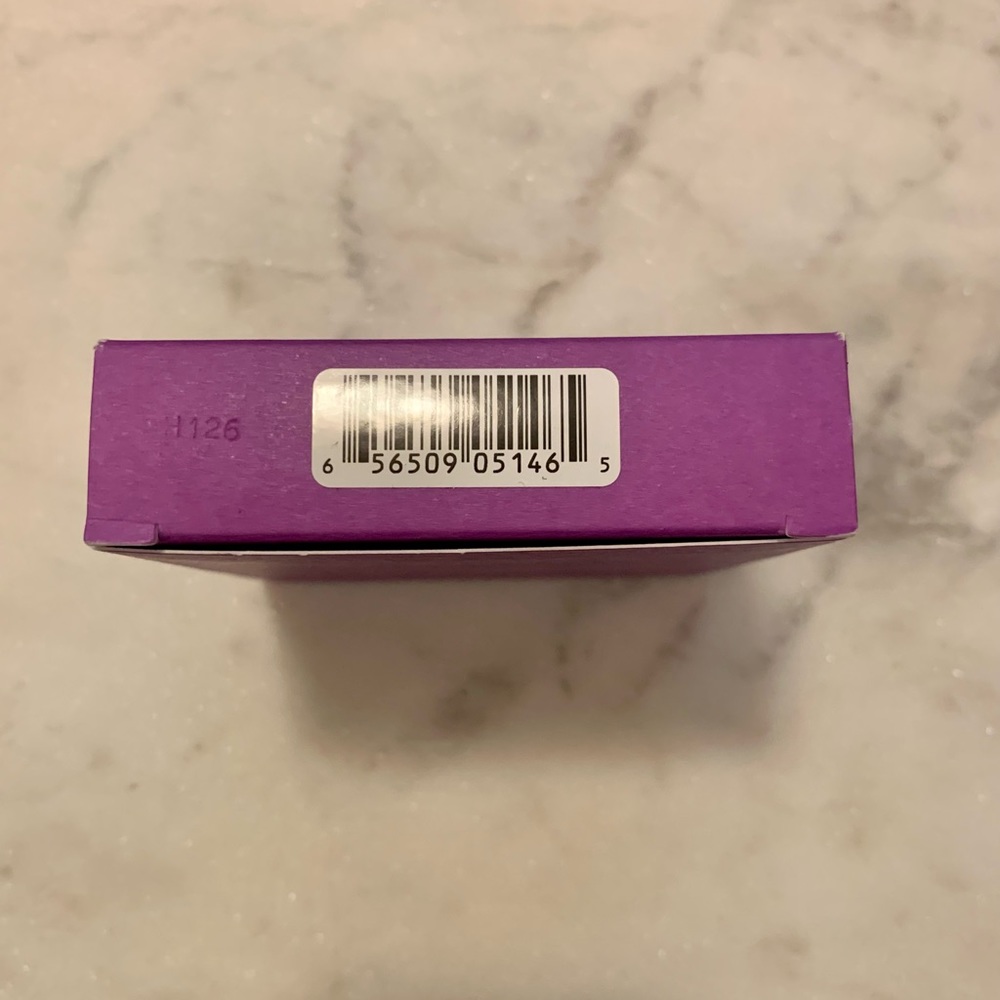 NIB Chantecaille Perfect Blur Finishing Powder (Medium/Deep) - Picture 5 of 12